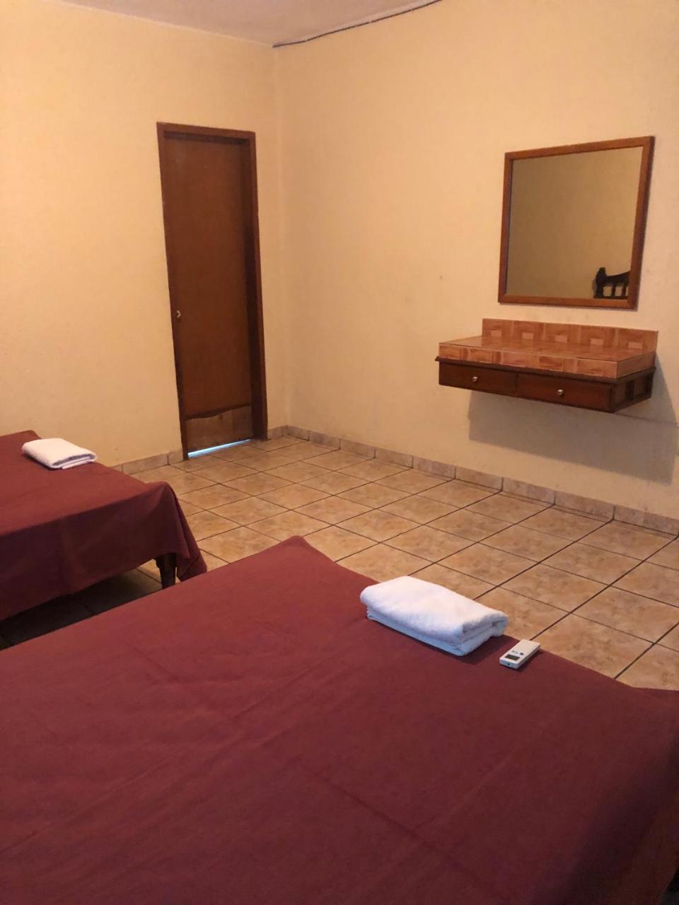 Hotel Rivera Del Rio La Pesca エクステリア 写真